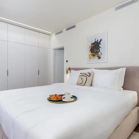 Stunning In Holiday home Savudrija